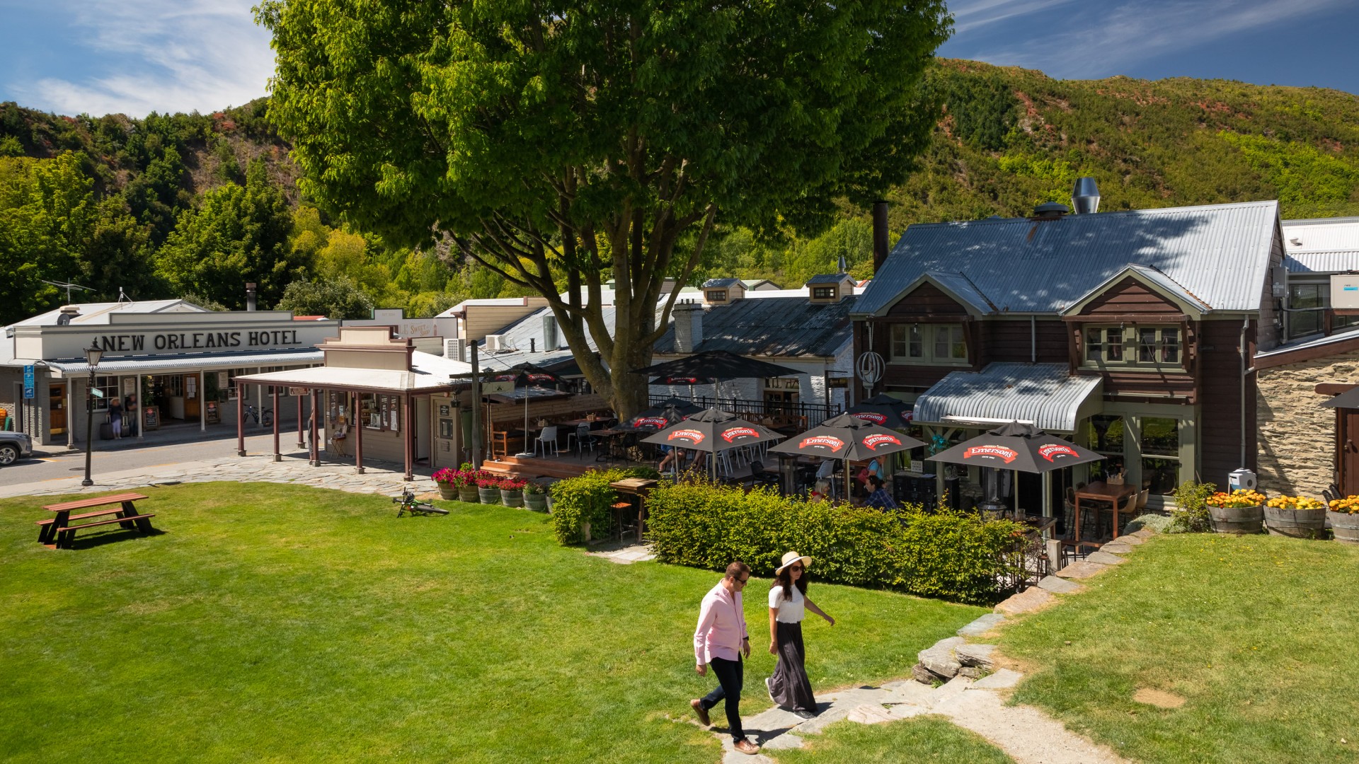 Buckingham Green and historic building, Arrowtown