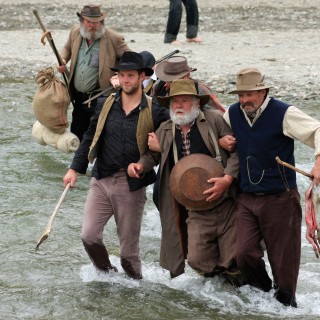 Gold mining re-enactment, Arrow River