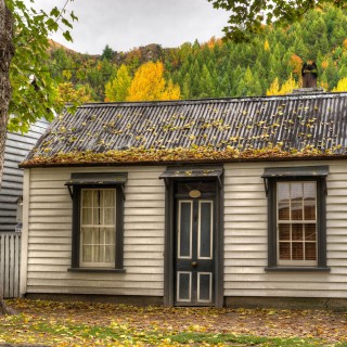 Arrowtown cottage built in 1878