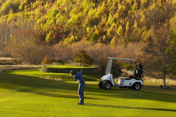 DQ Autumn golf at Arrowtown Golf Course